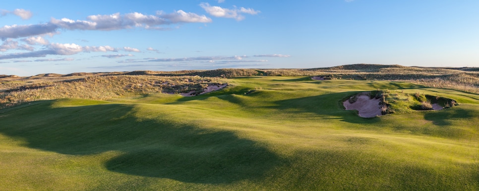 /content/dam/images/golfdigest/fullset/2022/3/GD0322_TRAVEL_DUNES_06.jpg