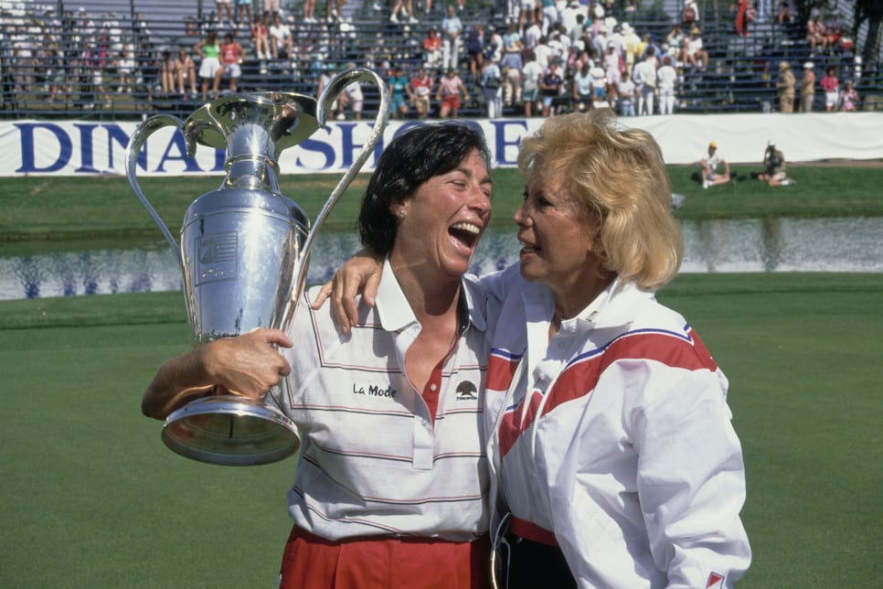 LAST CALL The LPGA and 'The Dinah' make their bittersweet farewell to