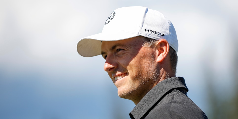 LAHAINA, HAWAII - JANUARY 06: Jordan Spieth of the United States looks on from the first tee during the first round of the Sentry Tournament of Champions at the Plantation Course at Kapalua Golf Club on January 06, 2022 in Lahaina, Hawaii. (Photo by Cliff Hawkins/Getty Images)