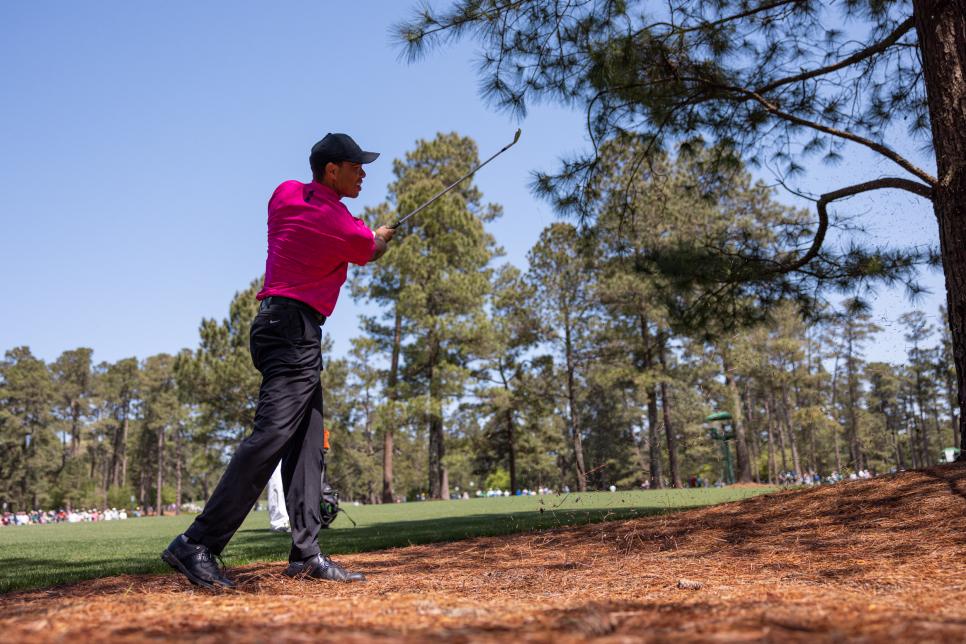 during the first round of the 2022 Masters Tournament held in Augusta, GA at Augusta National Golf Club on Thursday, April 7, 2022.