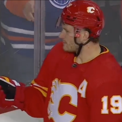 Matthew Tkachuk asking Evander Kane 'you want some money?' is a Hall-of-Fame chirp