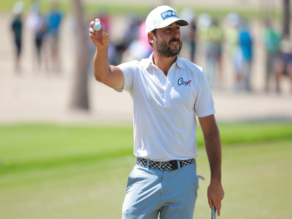 /content/dam/images/golfdigest/fullset/2022/5/stephan-jaeger-putting-2022.jpg