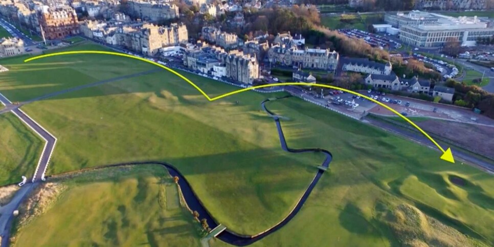 /content/dam/images/golfdigest/fullset/2022/7/old-course-st-andrews-backwards-1st-tee-17th-green.jpg