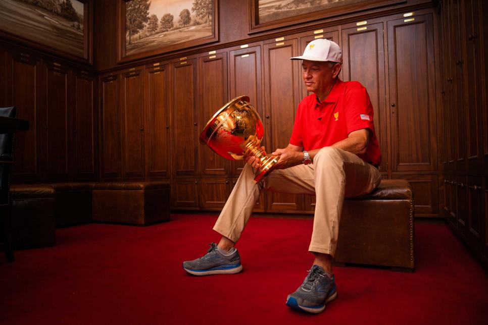 CHARLOTTE, NC - SEPTEMBER 30: Davis Love III holds the Presidents Cup inside the locker room during the Captains Visit for 2022 Presidents Cup at Quail Hollow Club on September 30, 2021 in Charlotte, North Carolina. (Photo by Ben Jared/PGA TOUR via Getty Images)