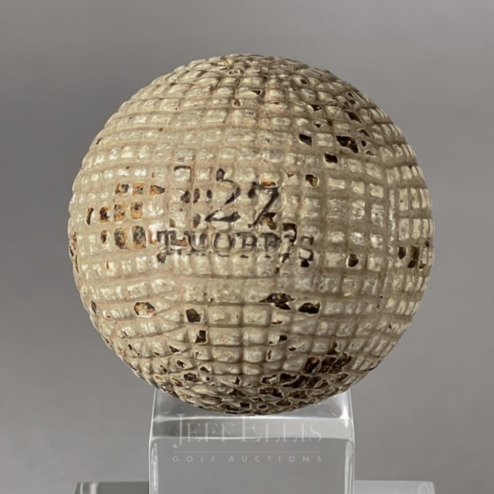/content/dam/images/golfdigest/fullset/2022/Tom Morris v. 1865 Hand Hammered Gutty Ball.jpg