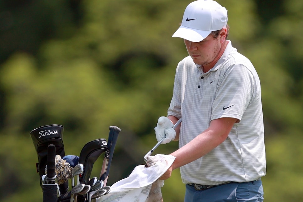 /content/dam/images/golfdigest/fullset/2022/bobmacgrooves-1.jpg