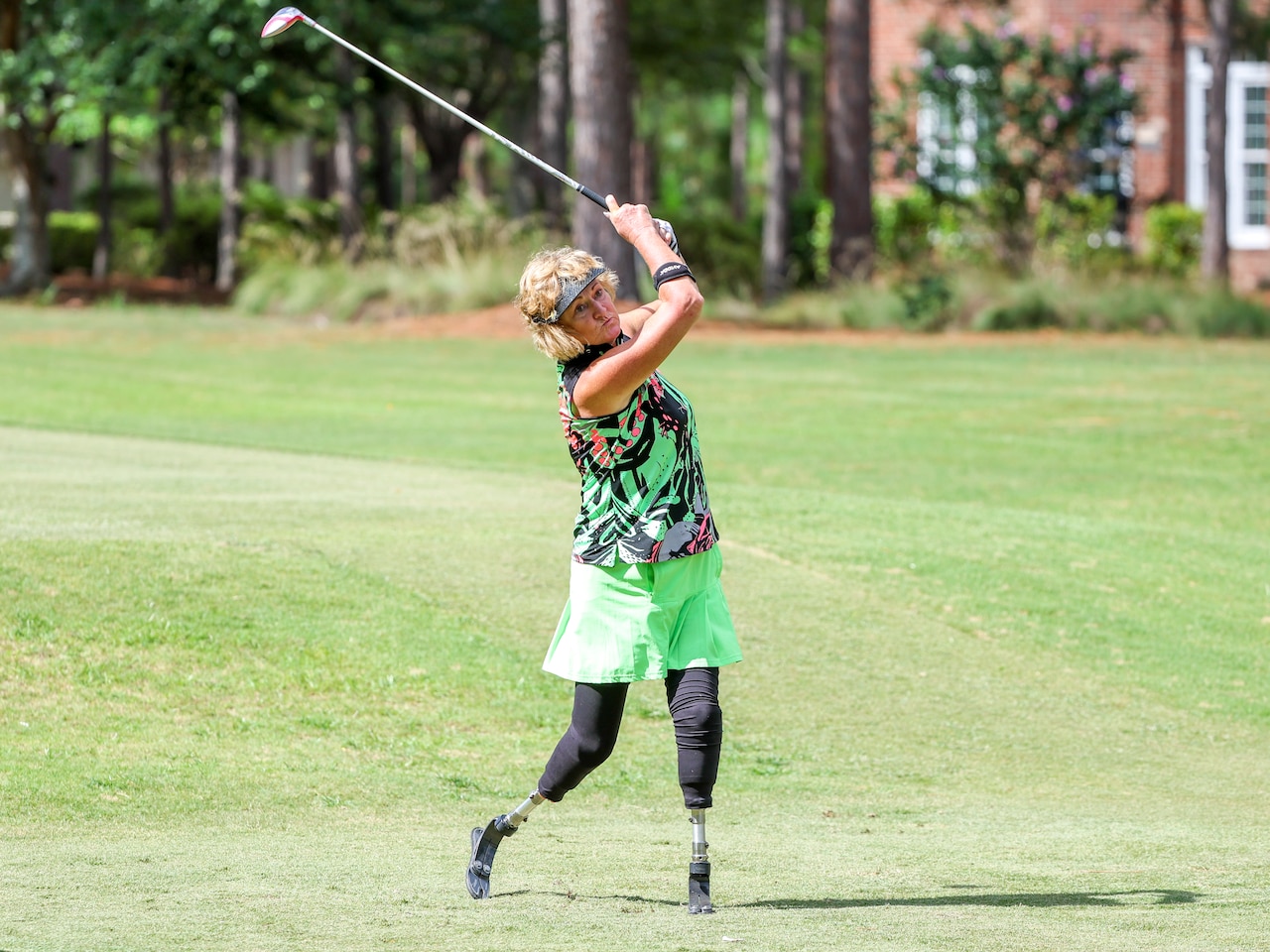 Woman whose legs were amputated after having baby is uplifting symbol at  U.S. Adaptive Open | Golf News and Tour Information | GolfDigest.com