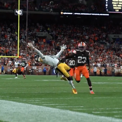 Did George Pickens just make the greatest catch in NFL history? The internet is saying maybe