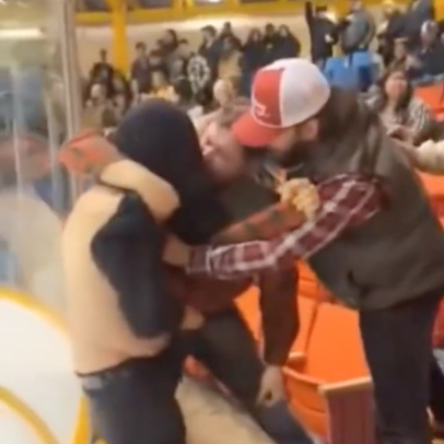 This fan fight at an AA hockey game has the greatest twist ending since ‘Fight Club’