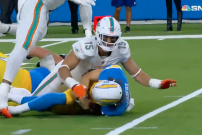 NFL Figures React to Questionable Roughing The Passer Call in Dolphins- Chargers Game - Sports Illustrated