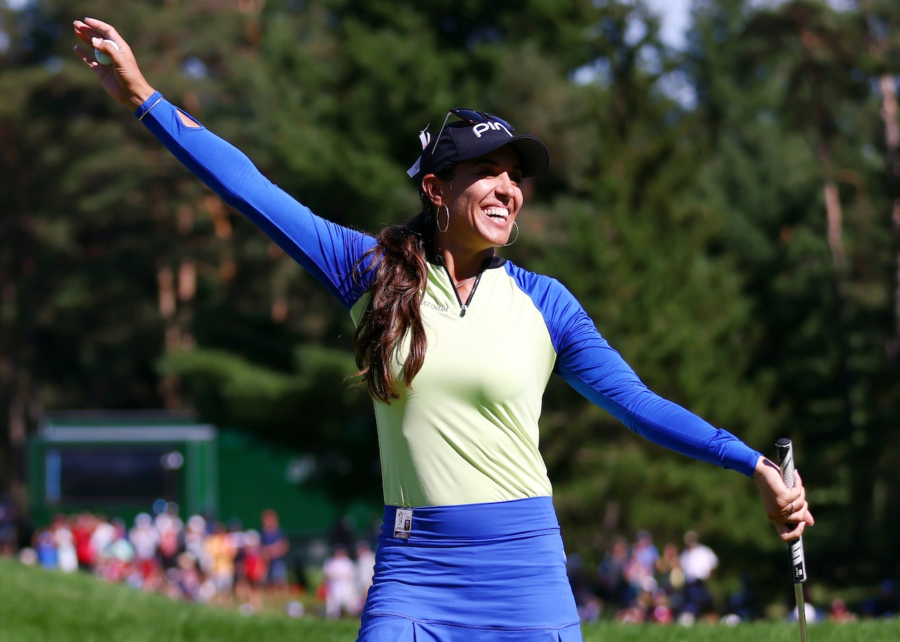 After 157 starts, Paula Reto finally collects her first LPGA victory | Golf  News and Tour Information | GolfDigest.com