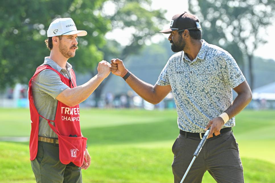 Sahith Theegala's caddie 'fired' tour player Andrew Putnam, and now ...