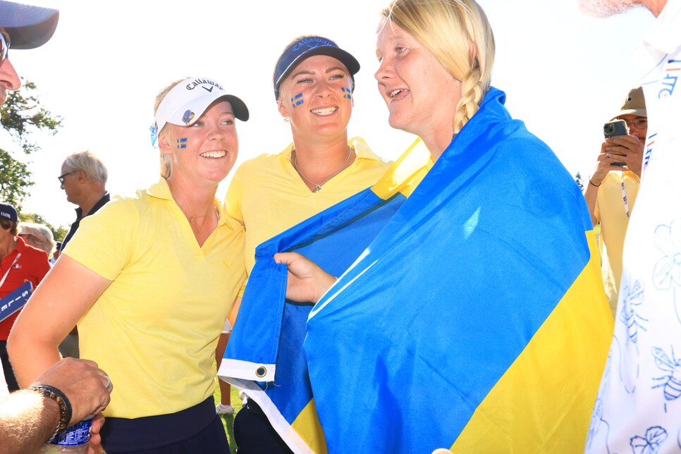 /content/dam/images/golfdigest/fullset/2022/sweden-world-team.jpeg