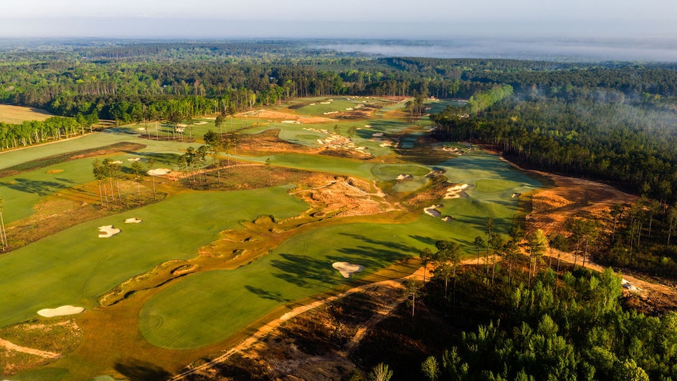 /content/dam/images/golfdigest/fullset/2023/1/Broomsedge_April26'_CarolinaPinesCreative-20.jpg