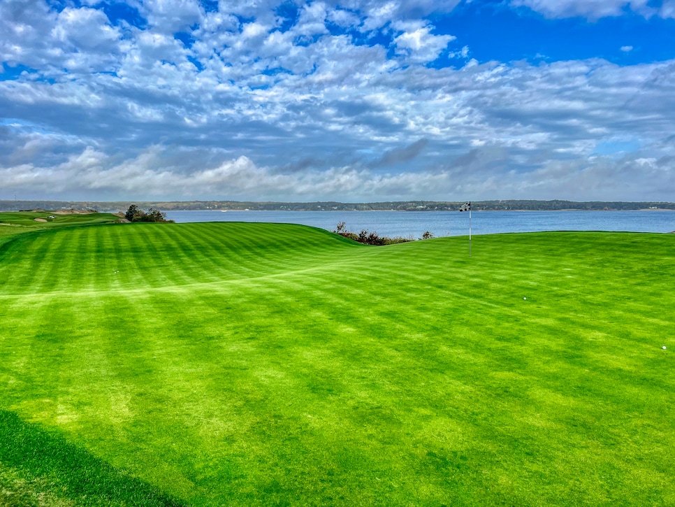 https://www.golfdigest.com/content/dam/images/golfdigest/fullset/2023/1/Eastward Ho 4 app.jpeg