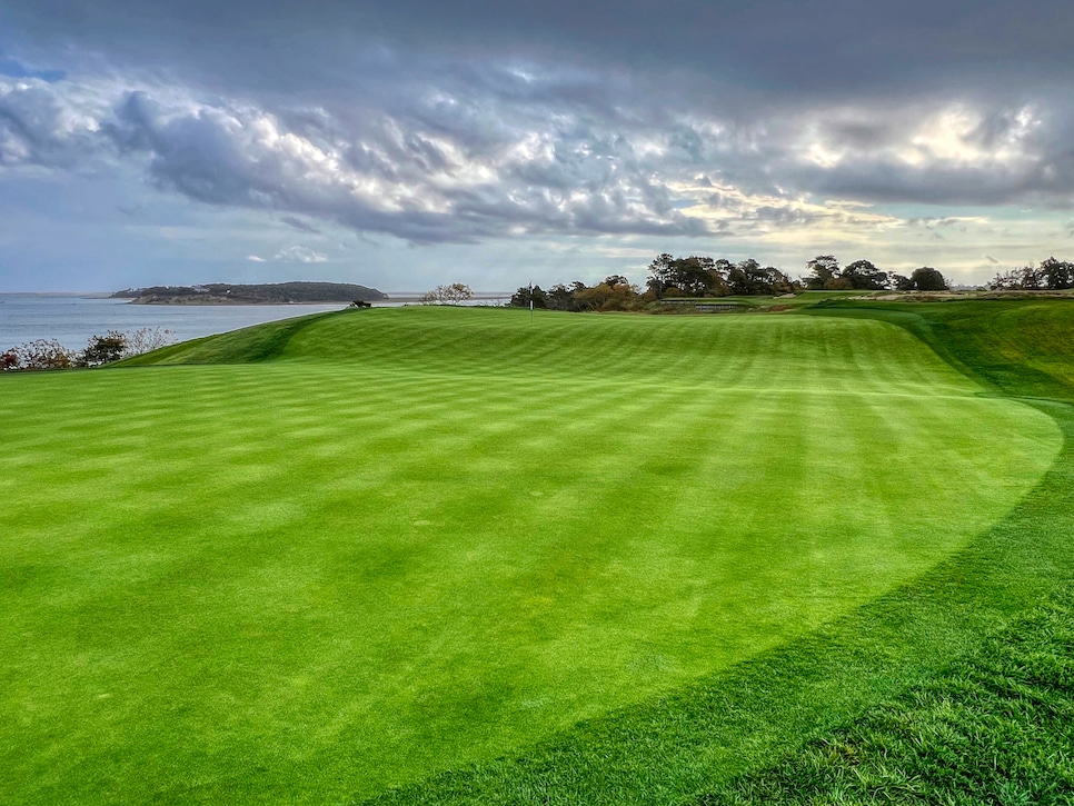 https://www.golfdigest.com/content/dam/images/golfdigest/fullset/2023/1/Eastward Ho 4 green back.jpeg