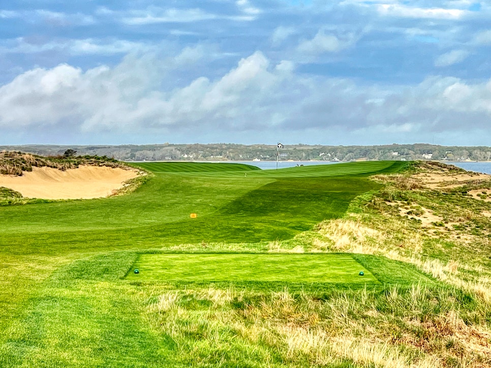 https://www.golfdigest.com/content/dam/images/golfdigest/fullset/2023/1/Eastward Ho 4 tee.jpeg
