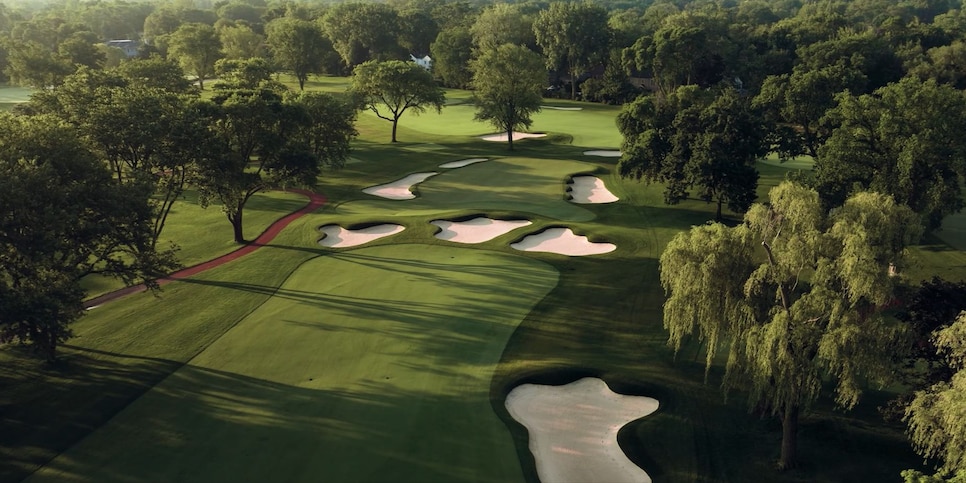 https://www.golfdigest.com/content/dam/images/golfdigest/fullset/2023/1/Evanston GC 6.JPG