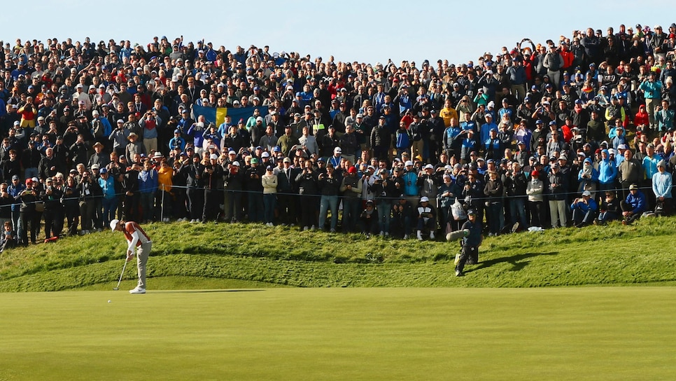 PARIS, FRANCE - SEPTEMBER 29:  Tommy Fleetwood of Europe putts on the eighth during the morning fourball matches of the 2018 Ryder Cup at Le Golf National on September 29, 2018 in Paris, France.  (Photo by Jamie Squire/Getty Images)