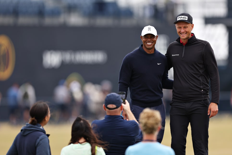 Bold tour pro asked Tiger Woods to play nine holes, gets 'good advice' and  story for the ages, This is the Loop