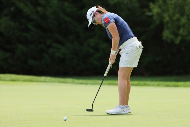 It’s all about how you start on pressure putts | How To | GolfDigest.com