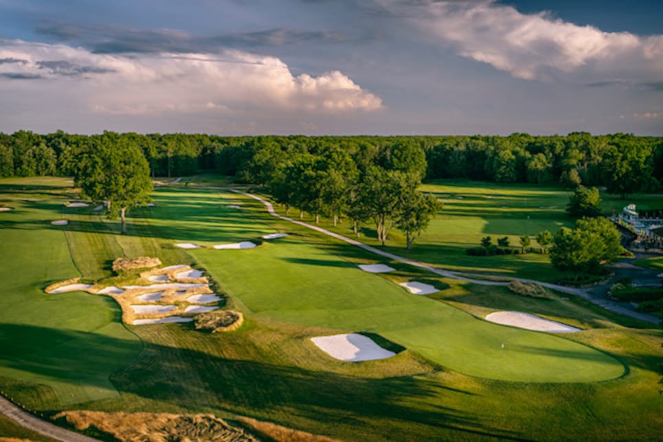 https://www.golfdigest.com/content/dam/images/golfdigest/fullset/2023/1/Lakewood CC OH 5.jpeg