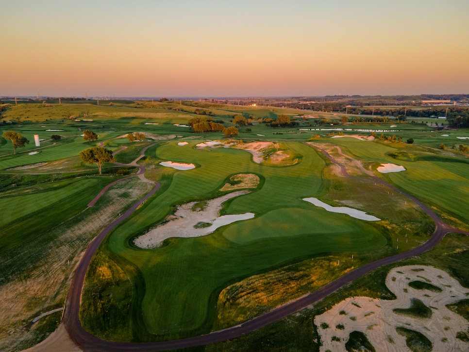 /content/dam/images/golfdigest/fullset/2023/1/Mapleton June '25-07.jpg