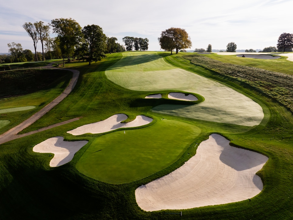 https://www.golfdigest.com/content/dam/images/golfdigest/fullset/2023/1/Philadelphia CC 16.jpg