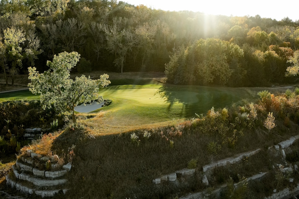 https://www.golfdigest.com/content/dam/images/golfdigest/fullset/2023/1/Quarry Oaks Quarry.JPG