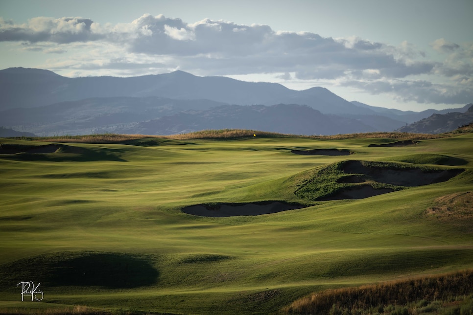 /content/dam/images/golfdigest/fullset/2023/1/Scarecrow Koenig.jpg