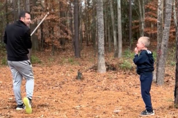 kid-loses-his-mind-in-terror-as-dad-pulls-out-tooth-with golf-swing