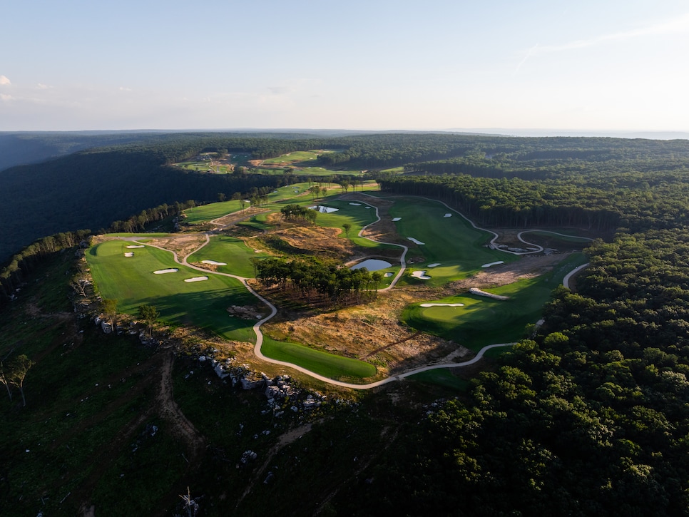 https://www.golfdigest.com/content/dam/images/golfdigest/fullset/2023/1/The Keep 10_JeffMarsh_.JPG