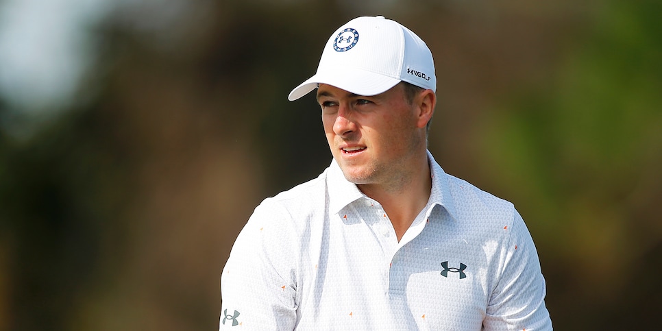 ORLANDO, FL - DECEMBER 17:  Jordan Spieth warms up prior to the first round of the PNC Championship on December 17, 2022 at The Ritz-Carlton Golf Club in Orlando, FL.(Photo by Russell Lansford/Icon Sportswire via Getty Images)