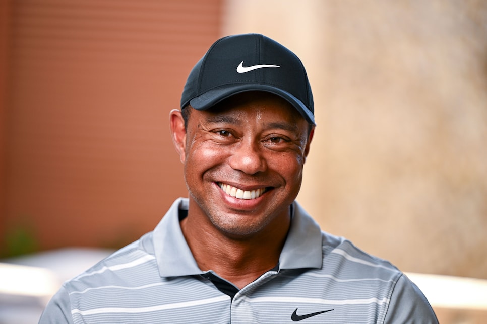 Tiger Woods has a sloppy finish for a 75 in his return in the