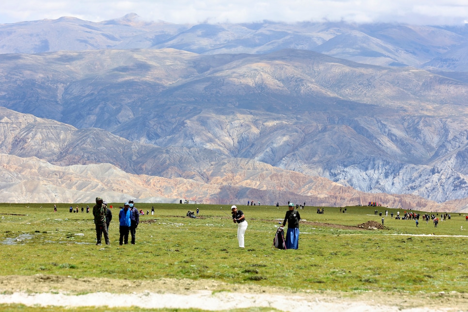 Golf at 15,239 feet A journey to the world's highest course Golf