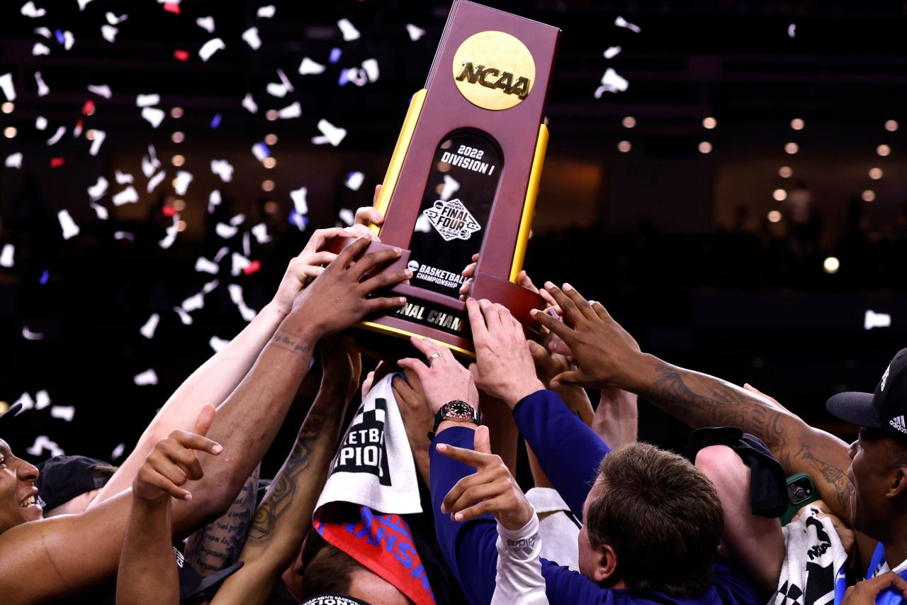 How to run your 2023 March Madness pool: Play for prizes, strategy