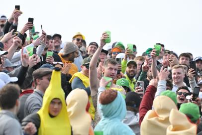 WM Phoenix Open closed gates because of overcrowding, suspended alcohol  sales, Golf News and Tour Information