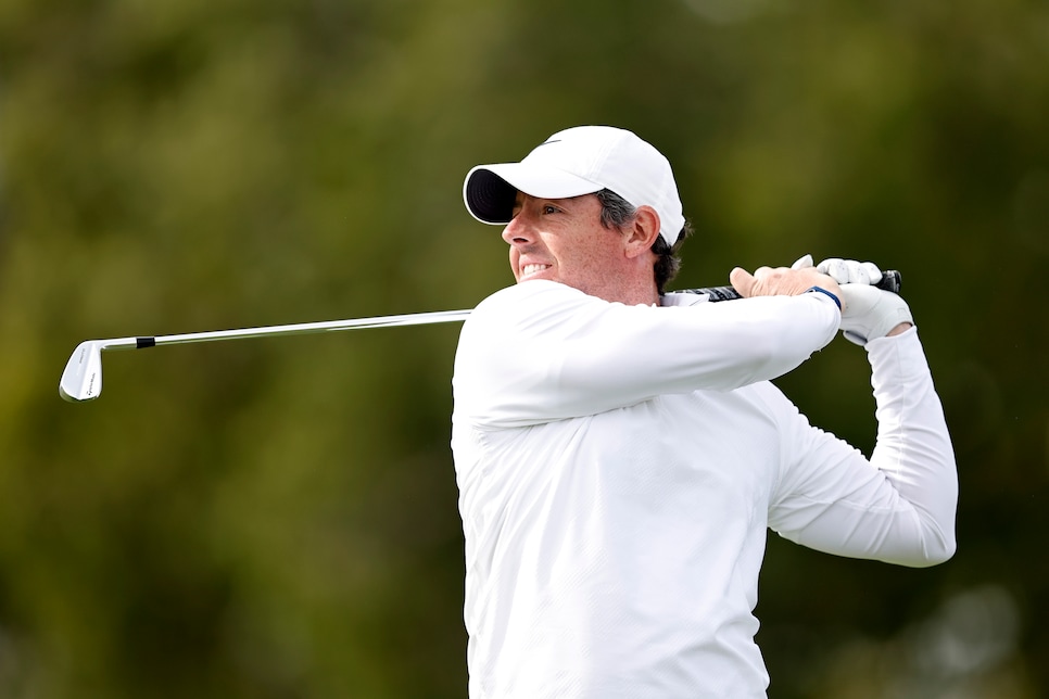 PACIFIC PALISADES, CALIFORNIA - FEBRUARY 17: Rory McIlroy of Northern Ireland plays a second shot on the first hole during the second round of the The Genesis Invitational at Riviera Country Club on February 17, 2023 in Pacific Palisades, California. (Photo by Michael Owens/Getty Images)