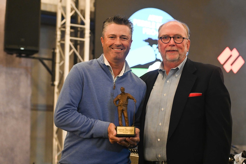 /content/dam/images/golfdigest/fullset/2023/2/ryan-palmer-jerry-tarde-arnie-award-2023-pebble-beach-ceremony.jpg