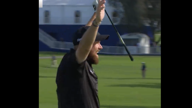 Watch Shane Lowry record first albatross at Torrey Pines in 8 years