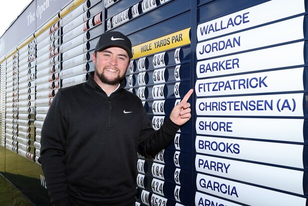 shot-of-the-year-alert:-alex-fitzpatrick-holes-ridiculous-bunker-shot-from-his-knees-during-open-championship-qualifying