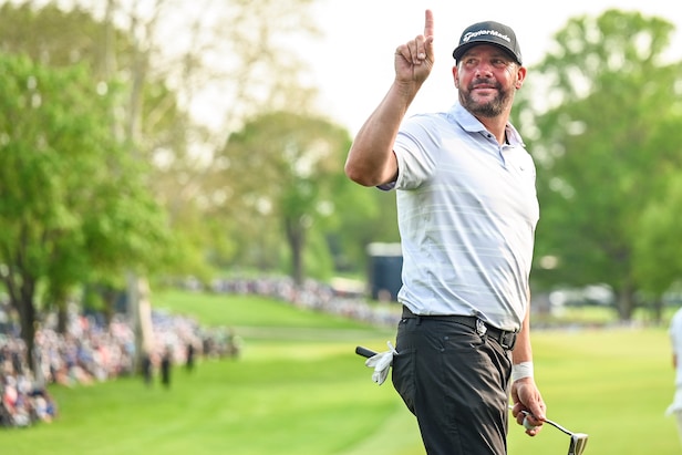 Michael Block can’t stop doing Michael Block things, makes hole-in-one in head-to-head challenge with Wayne Gretzky