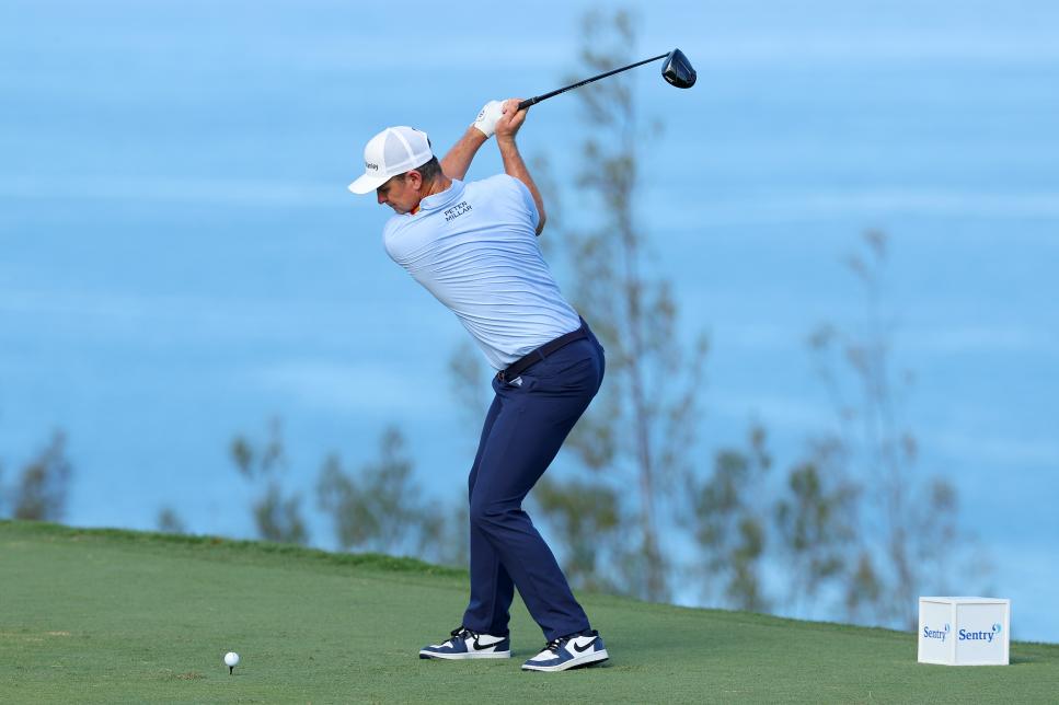 KAPALUA, HAWAII - JANUARY 07: Justin Rose of England plays his shot from the 13th tee during the final round of The Sentry at Plantation Course at Kapalua Golf Club on January 07, 2024 in Kapalua, Hawaii. (Photo by Kevin C. Cox/Getty Images)