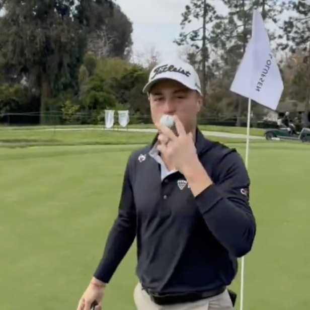 Justin Thomas makes hole-in-one during Genesis Pro-Am and acts like he's been there before