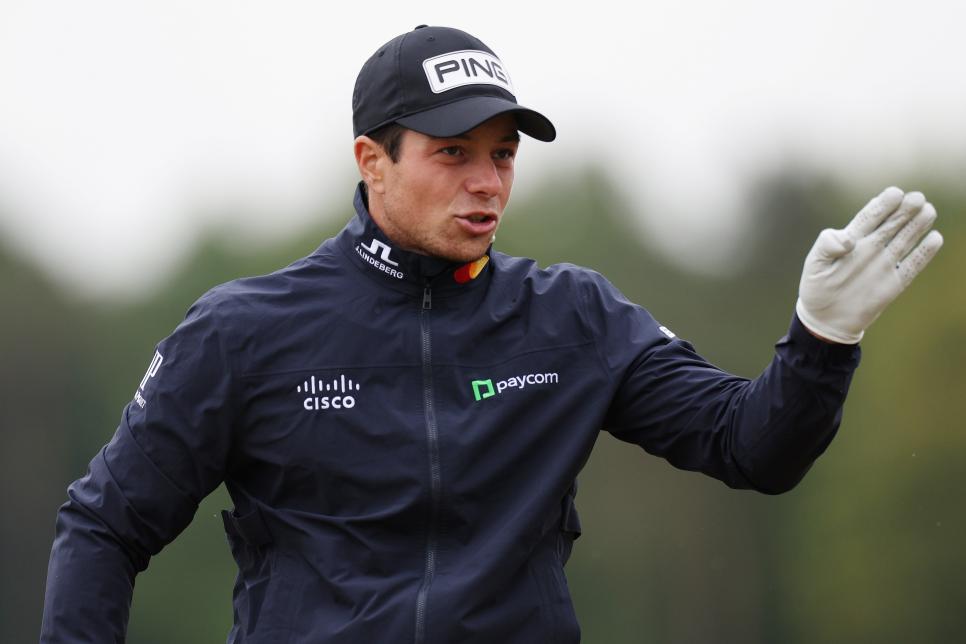 NORTH BERWICK, SCOTLAND - JULY 09: Viktor Hovland of Norway gestures on the driving range prior to the Genesis Scottish Open at The Renaissance Club on July 09, 2024 in North Berwick, Scotland. (Photo by Harry How/Getty Images)