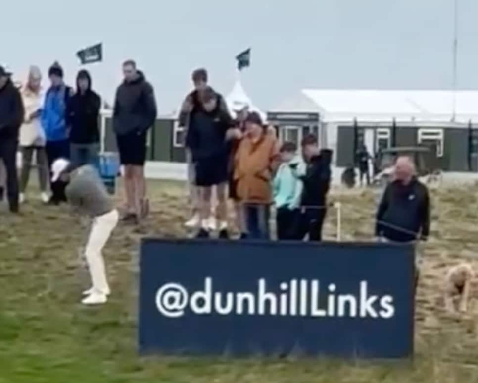 Dog steals soccer star Gareth Bale’s ball at Dunhill Links, is still a very good boy – Australian Golf Digest