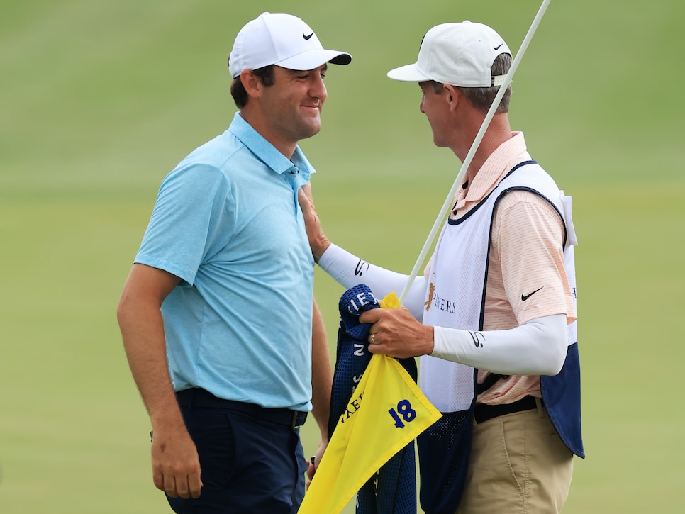 Here's How Much Pro Golfers Pay Their Caddies