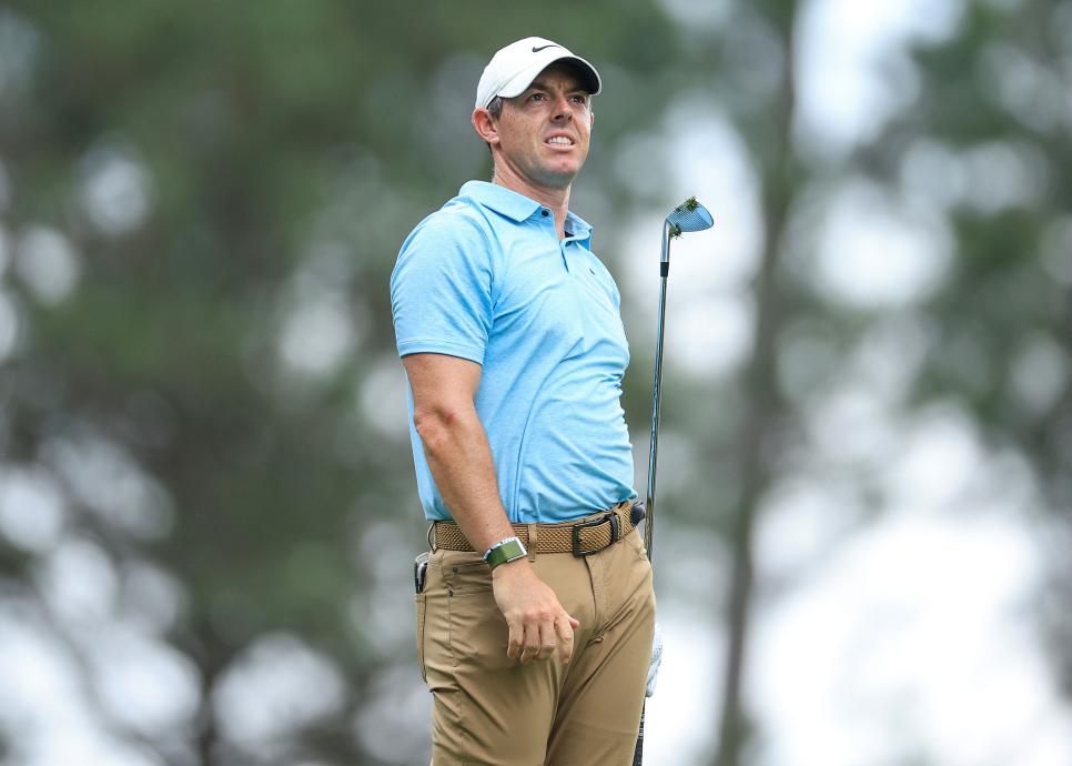 AUGUSTA, GEORGIA - APRIL 06: Rory McIlroy of Northern Ireland plays his tee shot on the fourth hole during the first round of the 2023 Masters Tournament at Augusta National Golf Club on April 06, 2023 in Augusta, Georgia. (Photo by David Cannon/Getty Images)