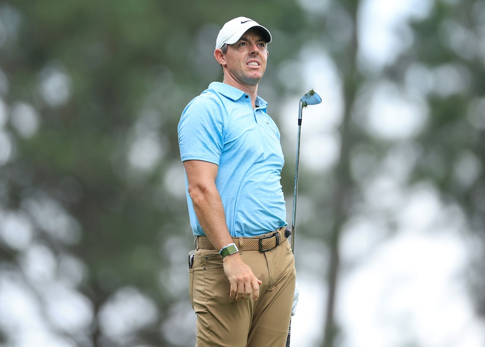 AUGUSTA, GEORGIA - APRIL 06: Rory McIlroy of Northern Ireland plays his tee shot on the fourth hole during the first round of the 2023 Masters Tournament at Augusta National Golf Club on April 06, 2023 in Augusta, Georgia. (Photo by David Cannon/Getty Images)