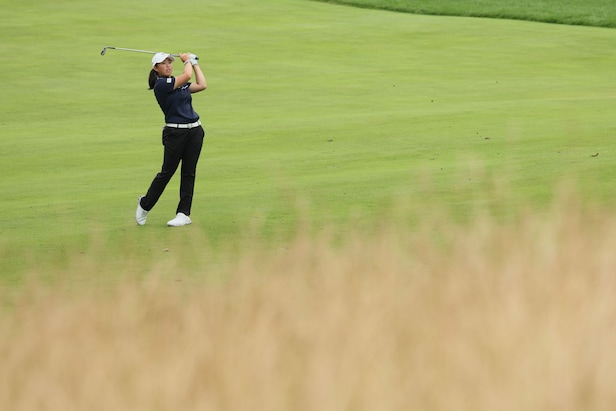 it’s-amazing-this-major-champion-stuck-with-golf-after-nearly-killing-her-father-the-first-time-she-played